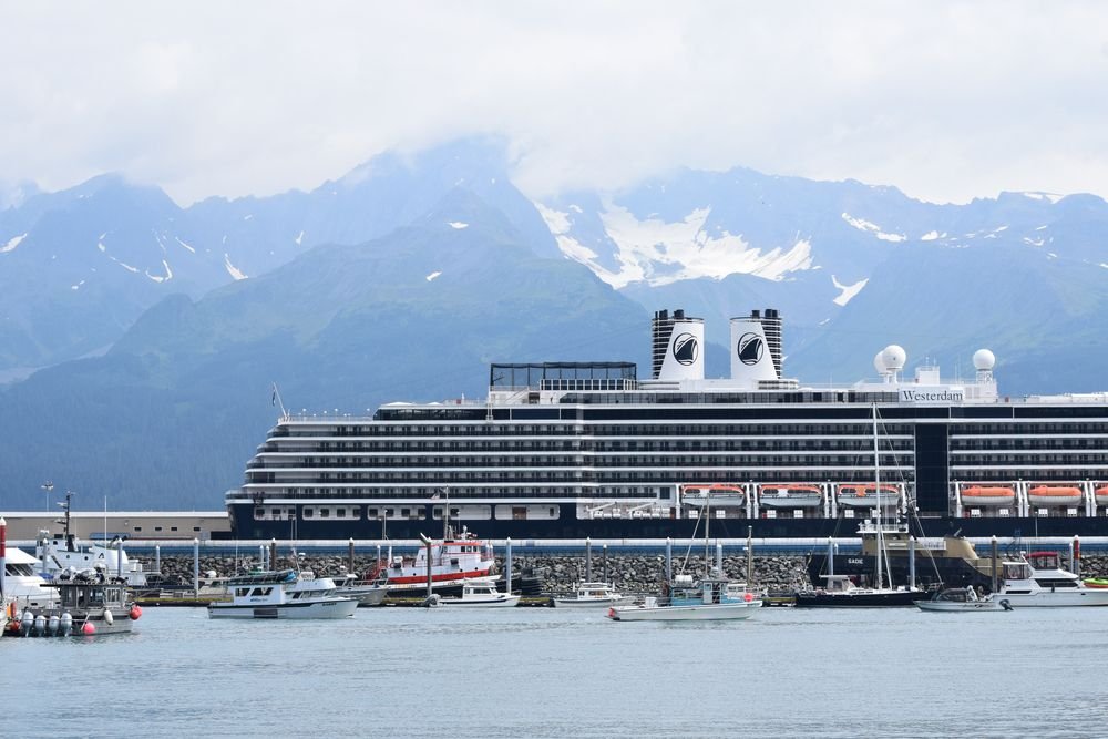 Holland America Line is Making Wildlife Education A Priority, Bringing Travelers To Experience The Wildlife Conservation Center In Alaska