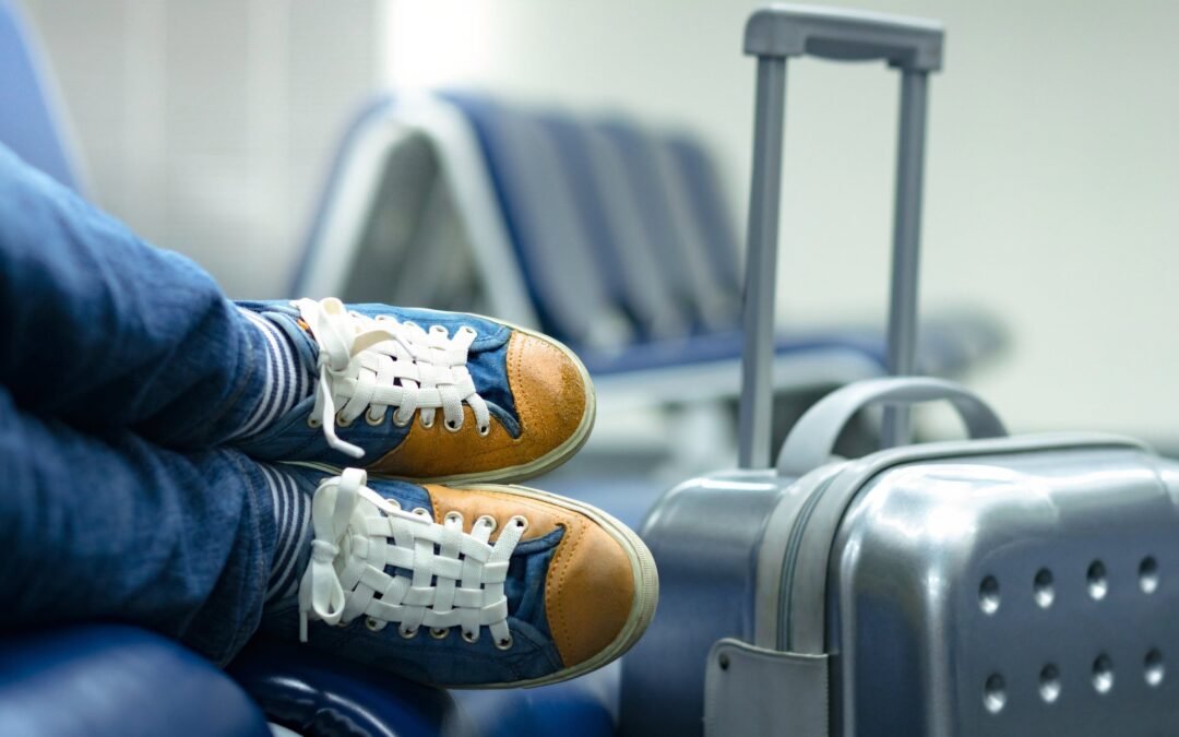 Why Flight Attendants Pay Attention To Passengers’ Shoes