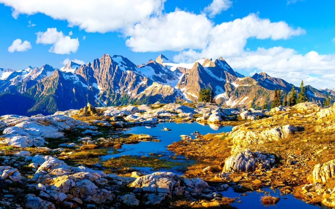 America’s “Mini Patagonia” Wows With Towering Glaciers, Craggy Peaks, And More