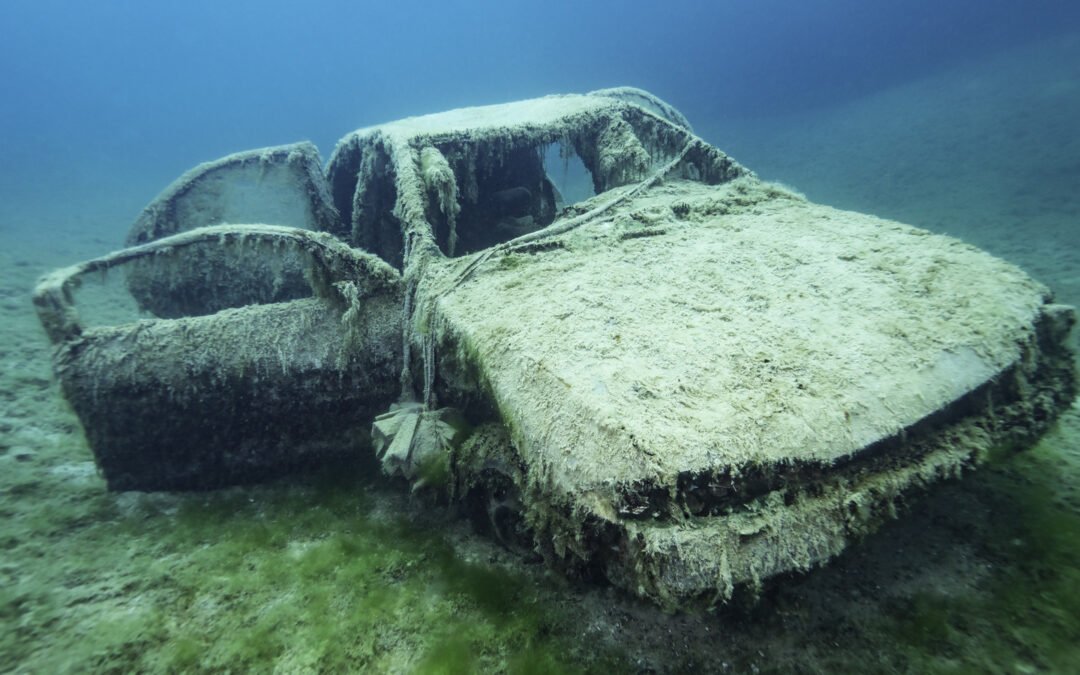 Canada’s Beloved National Park Keeps Quiet After Yet Another Vehicle Is Found In The River