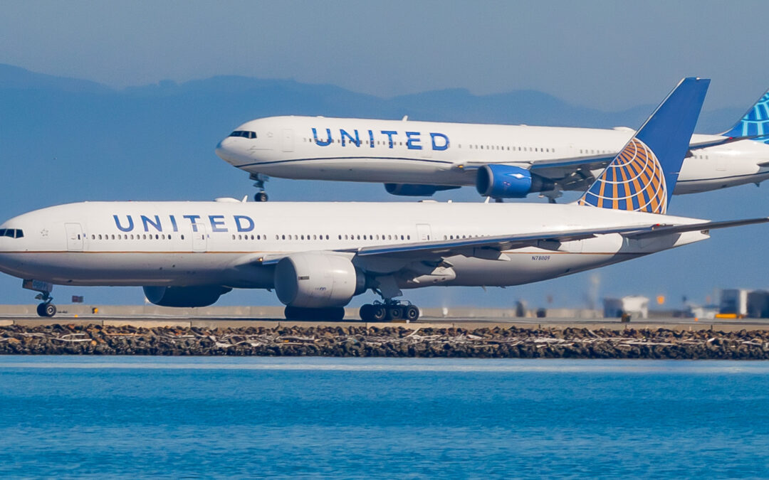 Ex-Delta Air Lines Pilot Reveals Why United Airlines Hub Has 4 Times More Delays Following FAA Rule Change