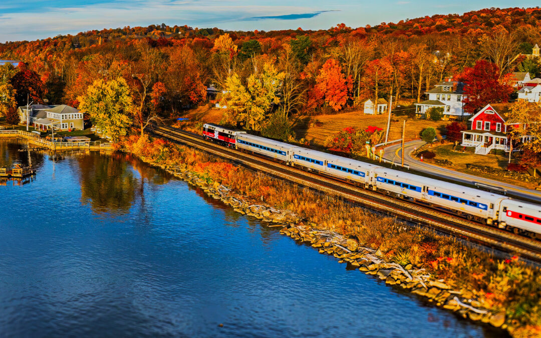 This Scenic U.S.-Canada Border Train Is Quickly Becoming Amtrak’s Fastest-Growing Fall Route